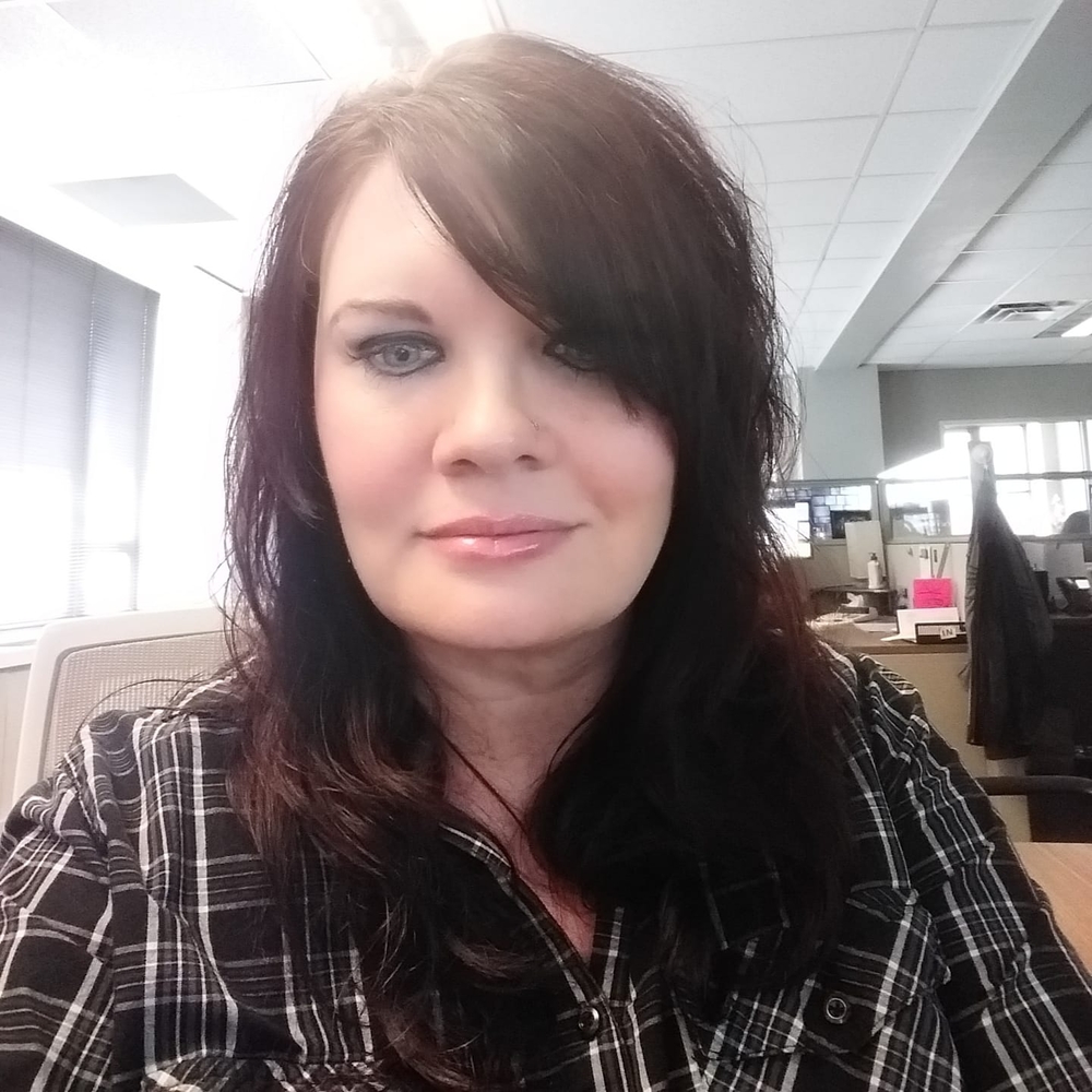 Meet your Posher, Debbie
